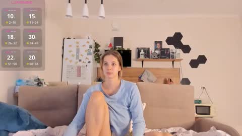 Snapshot of ms_foryou chatting on September 2025 04:22:01 AM Ms ForYOU online show from September 2025 04:22:01 AM