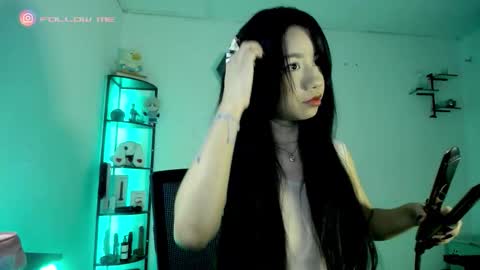 MISS LISSA online show from November 2025 01:37:01 AM