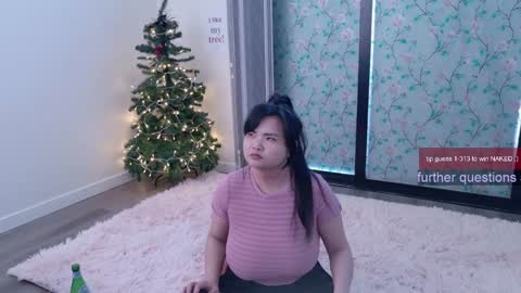 Snapshot of ms_mochii chatting on January 2025 10:13:02 PM R o r i SnapChat heyroriv2 wednesday - sunday Noon oclock mountain - 5pm mountain online show from January 2025 10:13:02 PM