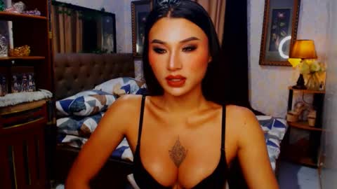 Snapshot of msasianbigcockts chatting on March 2025 12:18:02 AM Thea online show from March 2025 12:18:02 AM