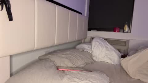 mskitty000 online show from February 2026 07:04:02 AM