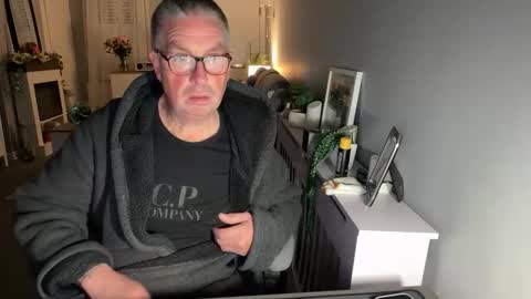 mtb1697 online show from March 2026 12:25:02 AM