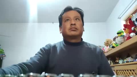 zenon online show from December 2025 07:31:02 PM