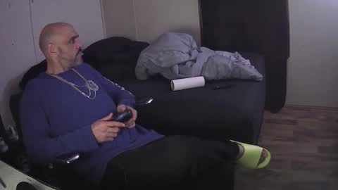 Muffdiver online show from February 2026 02:49:02 AM