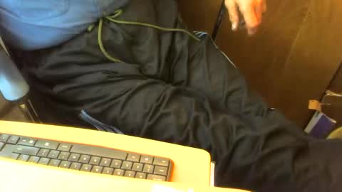 Snapshot of muller520 chatting on May 2026 04:36:01 PM muller520 online show from May 2026 04:36:01 PM