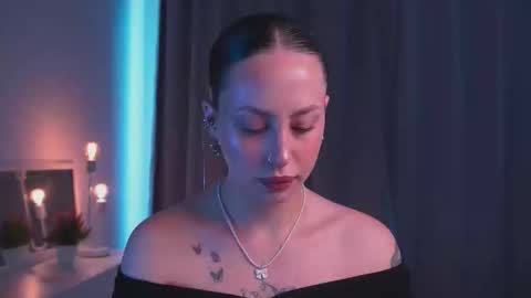 Kira online show from September 2025 03:30:01 AM