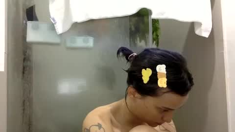 Snapshot of munchi_ chatting on December 2024 02:49:02 AM online show from December 2024 02:49:02 AM