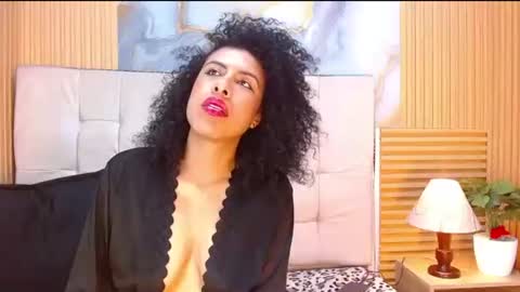 Snapshot of muriell303av chatting on November 2025 03:50:02 AM muriell303av online show from November 2025 03:50:02 AM