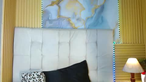 Snapshot of muriell303av chatting on December 2025 03:23:01 AM muriell303av online show from December 2025 03:23:01 AM