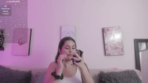 muriell_69 online show from September 2025 07:08:01 PM