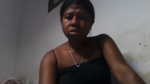 Snapshot of murielleee chatting on May 2026 05:37:01 AM murielleee online show from May 2026 05:37:01 AM