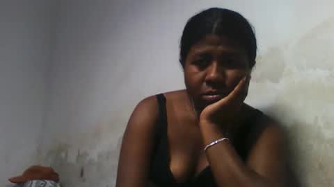 Snapshot of murielleee chatting on May 2026 07:55:02 PM murielleee online show from May 2026 07:55:02 PM