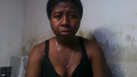 Snapshot of murielleee chatting on May 2026 10:54:01 AM murielleee online show from May 2026 10:54:01 AM