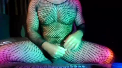 muscbttmbitch online show from June 2026 06:53:02 PM