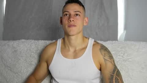 Snapshot of muscle_king_cum chatting on November 2025 04:17:02 PM muscle_king_cum online show from November 2025 04:17:02 PM
