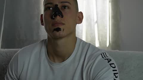 Snapshot of muscle_king_cum chatting on November 2025 01:22:02 PM muscle_king_cum online show from November 2025 01:22:02 PM