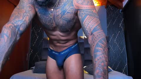 Snapshot of muscle_man19 chatting on January 2025 03:34:01 AM Nick online show from January 2025 03:34:01 AM