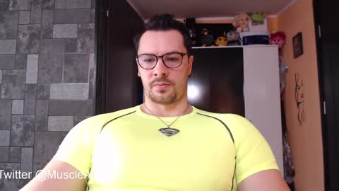 Snapshot of muscleaj69 chatting on February 2025 02:06:02 PM AJ online show from February 2025 02:06:02 PM