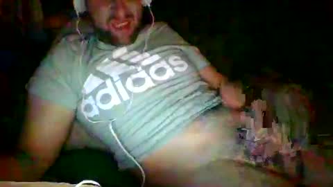 Snapshot of musclebabu chatting on December 2024 02:09:02 AM musclebabu online show from December 2024 02:09:02 AM