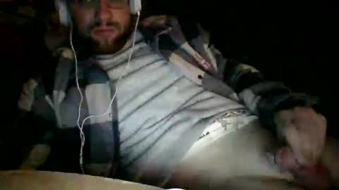 Snapshot of musclebabu chatting on December 2024 01:22:01 AM musclebabu online show from December 2024 01:22:01 AM