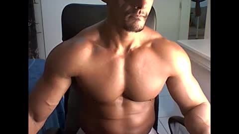 Snapshot of muscleoss chatting on January 2025 11:02:02 PM muscleoss online show from January 2025 11:02:02 PM