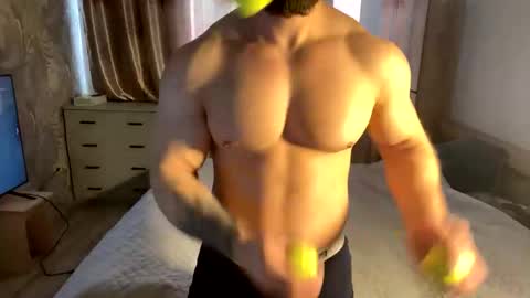 muscularjuggler online show from March 2026 02:12:01 AM