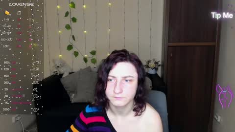 Snapshot of muse_kitty_jenia chatting on January 2025 05:18:02 AM Jenya online show from January 2025 05:18:02 AM