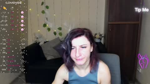 Snapshot of muse_kitty_jenia chatting on January 2025 06:52:01 PM Jenya online show from January 2025 06:52:01 PM