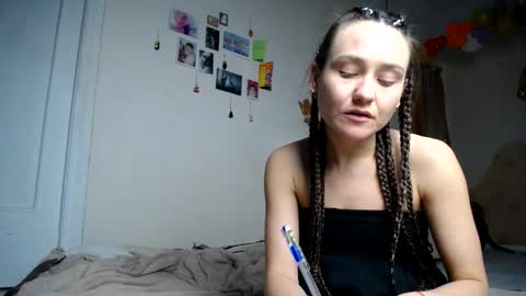 Snapshot of muse_online chatting on December 2024 01:21:01 AM Muse Ali online show from December 2024 01:21:01 AM