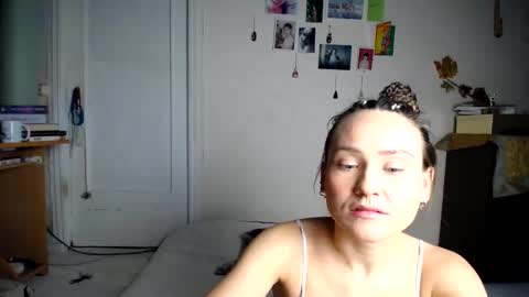 Snapshot of muse_online chatting on December 2024 12:01:02 PM Muse Ali online show from December 2024 12:01:02 PM