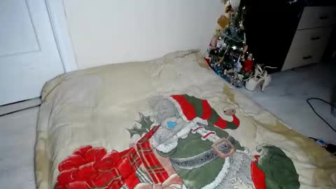 Snapshot of muse_online chatting on December 2024 05:43:01 PM Muse Ali online show from December 2024 05:43:01 PM