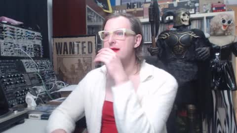 Muziknerd online show from December 2025 07:48:02 AM