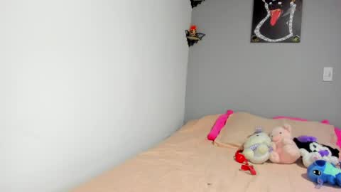 SOFIA online show from April 2026 02:04:02 AM