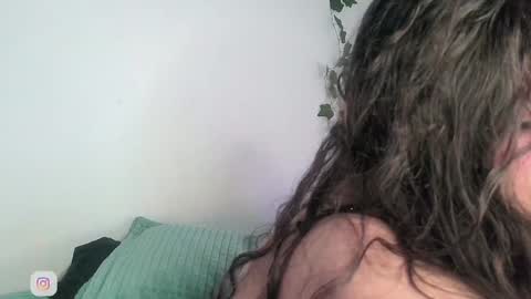 Snapshot of mxsshoney chatting on December 2024 10:08:01 AM Sara IG online show from December 2024 10:08:01 AM