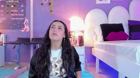 my_aleja_ online show from October 2025 01:33:02 PM