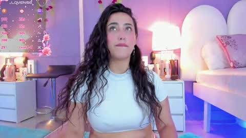 my_aleja_ online show from October 2025 01:23:02 PM