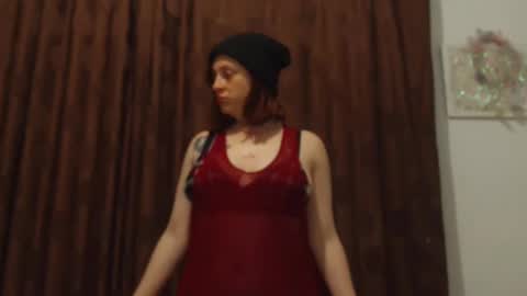     sara      i know you love me xoxox     online show from September 2025 11:26:02 AM