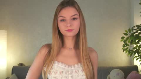 Polly online show from March 2026 01:22:02 PM