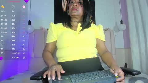 mya_blaze online show from September 2025 12:19:01 PM