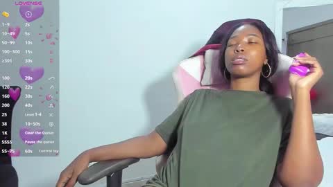 Samanta  online show from November 2025 01:45:02 PM