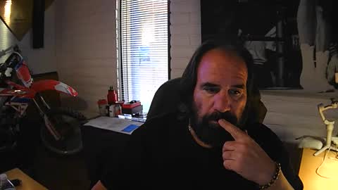 Snapshot of myblueshoe chatting on November 2025 02:07:02 PM myblueshoe online show from November 2025 02:07:02 PM