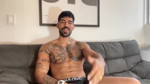 Myke esthetic online show from January 2025 10:19:01 PM