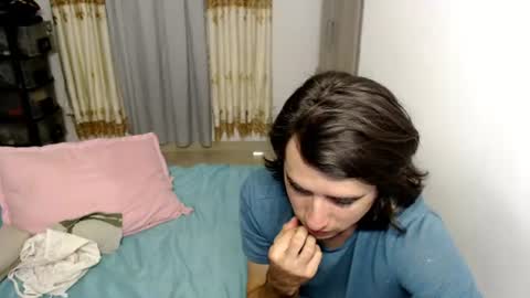 Snapshot of myke_xxx chatting on June 2026 01:15:02 AM mike online show from June 2026 01:15:02 AM