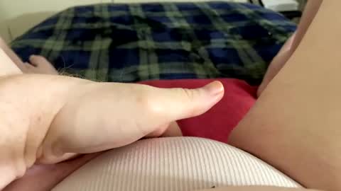 Snapshot of mykittyneedsuu chatting on October 2025 09:35:02 AM Kitty online show from October 2025 09:35:02 AM