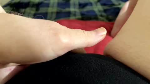 Snapshot of mykittyneedsuu chatting on November 2025 12:02:02 PM Kitty online show from November 2025 12:02:02 PM