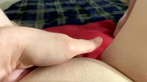 Snapshot of mykittyneedsuu chatting on November 2025 12:22:01 PM Kitty online show from November 2025 12:22:01 PM