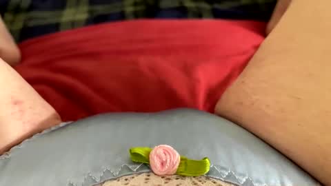 Snapshot of mykittyneedsuu chatting on November 2025 09:55:02 AM Kitty online show from November 2025 09:55:02 AM