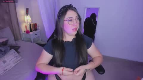 Myla  online show from November 2025 11:24:01 AM