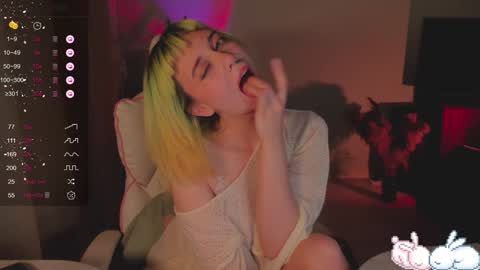 Snapshot of mylaweb chatting on December 2024 04:31:02 AM MylaFlores online show from December 2024 04:31:02 AM