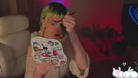 Snapshot of mylaweb chatting on December 2024 08:05:02 AM MylaFlores online show from December 2024 08:05:02 AM